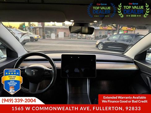 Used 2018 Tesla Model 3 Long Range image 28