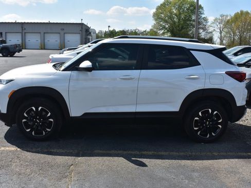 Used 2023 Chevrolet TrailBlazer LT w/ Convenience Package image 5