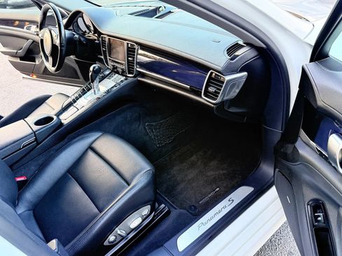 Used 2014 Porsche Panamera S RWD image 7