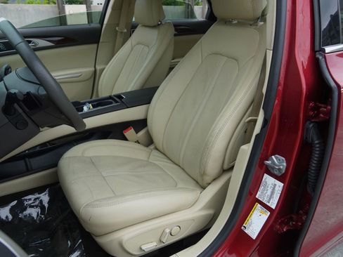 Used 2014 Lincoln MKZ AWD w/ Equipment Group 102A Reserve image 11