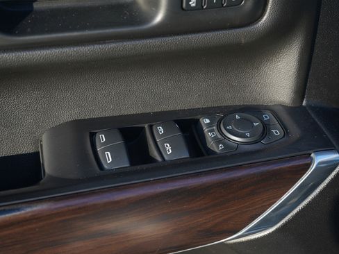 Used 2021 GMC Sierra 3500 SLT w/ SLT Premium Package image 20