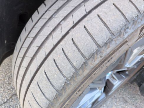 Certified 2024 BMW i4 eDrive35 w/ Premium Package image 12