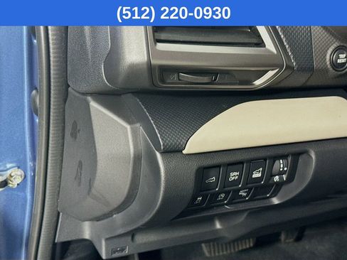 Certified 2023 Subaru Forester Limited AWD/4WD image 11