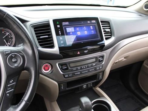 Used 2016 Honda Pilot EX-L image 19