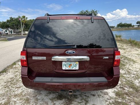 Used 2012 Ford Expedition Limited RWD image 8