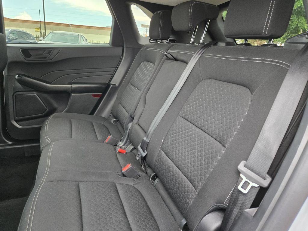 Used 2025 Ford Escape Active AWD/4WD image 55