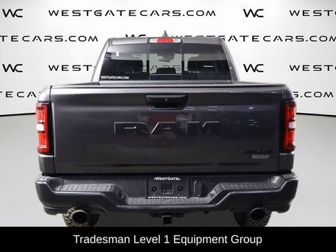 Used 2025 RAM 1500 Warlock AWD/4WD image 4