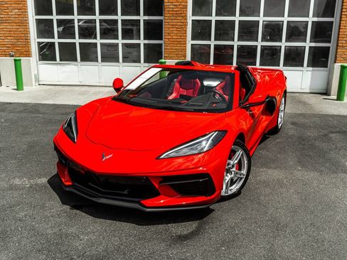 Used 2022 Chevrolet Corvette Stingray Preferred Conv w/ Battery Protection Package RWD image 5