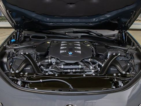 New 2026 BMW 760i xDrive w/ Executive Package AWD/4WD image 5