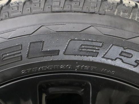 Used 2023 Jeep Wrangler Unlimited Sahara w/ Cold Weather Group AWD/4WD image 40