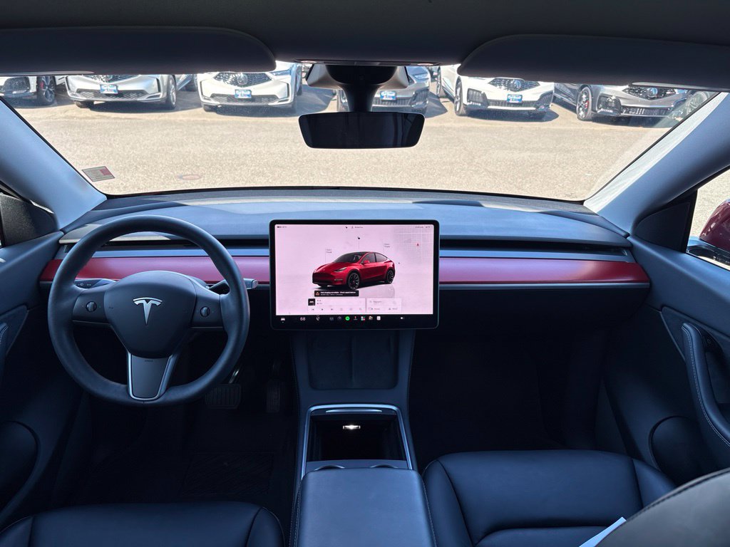 Used 2022 Tesla Model Y Long Range AWD/4WD image 26