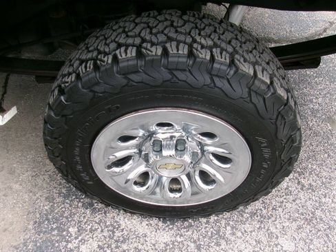 Used 2012 Chevrolet Silverado 1500 W/T AWD/4WD image 9