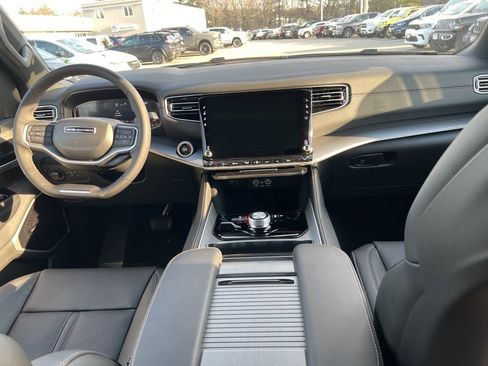 New 2026 Jeep Grand Wagoneer Limited w/ Premium Group II image 15