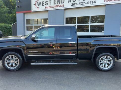 Used 2017 GMC Sierra 1500 SLT w/ SLT Premium Package AWD/4WD image 8