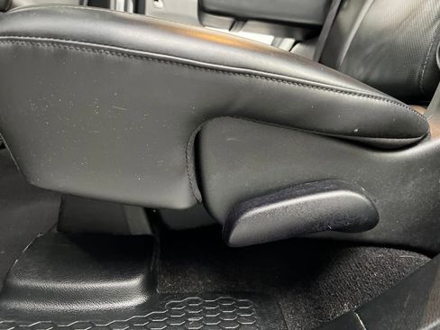 Used 2023 Dodge Durango GT image 15