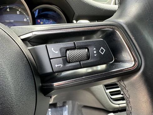 Used 2024 Porsche Macan AWD/4WD image 26