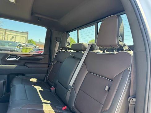 Used 2024 GMC Sierra 3500 Denali w/ Denali Reserve Package image 28