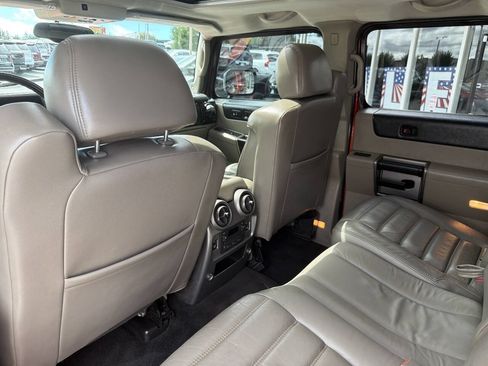 Used 2003 HUMMER H2 w/ Preferred Equipment Group AWD/4WD image 33