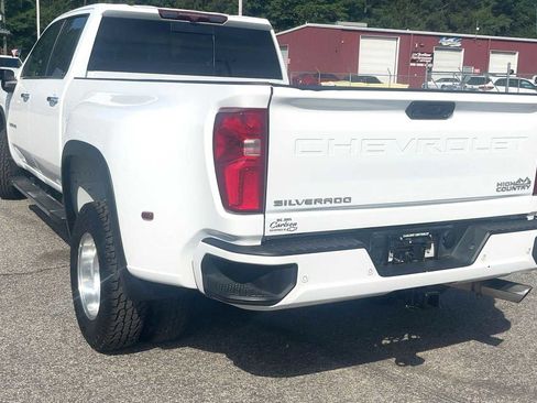 Used 2023 Chevrolet Silverado 3500 High Country w/ Safety Package II AWD/4WD image 5