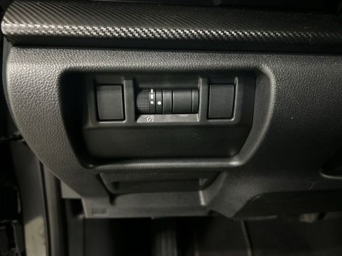 Certified 2024 Subaru Crosstrek 2.0i Premium image 17