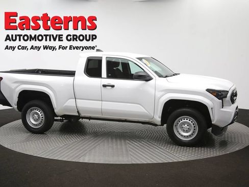 Used 2024 Toyota Tacoma SR RWD image 42