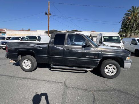 Used 2001 Dodge Ram 1500 Truck 2WD Quad Cab image 4