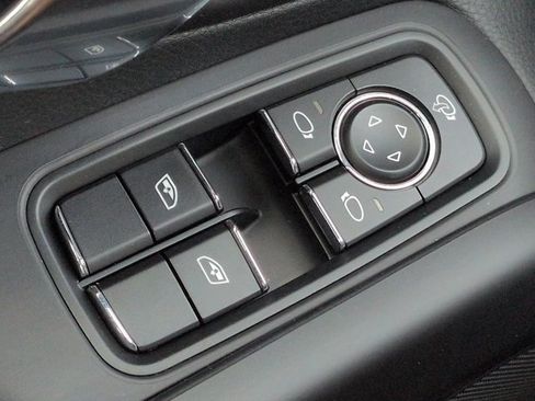 Used 2021 Porsche 718 Cayman RWD image 21