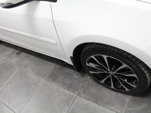 Used 2019 Toyota Corolla SE w/ Body Protection Package image 33