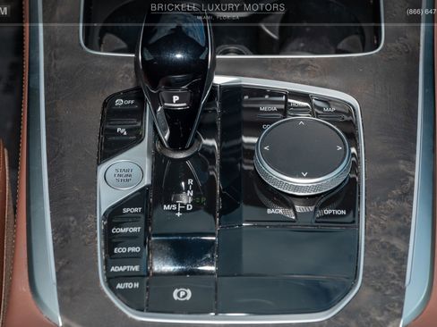 Used 2022 BMW X5 sDrive40i w/ M Sport Package image 29