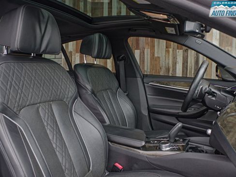 Used 2018 BMW 530i xDrive image 22