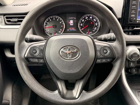 Used 2021 Toyota RAV4 XLE w/ Convenience Package AWD/4WD image 15