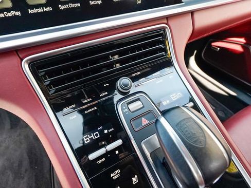 Used 2023 Porsche Panamera 4 Platinum Edition AWD/4WD image 69