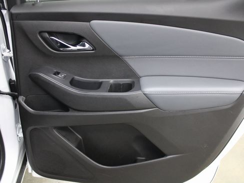 Used 2021 Chevrolet Traverse Premier w/ LPO, Floor Liner Package image 29