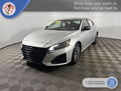 Used 2024 Nissan Altima 2.5 SV