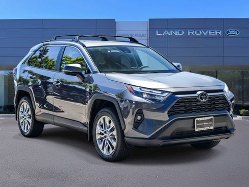 Used 2025 Toyota RAV4 XLE Premium FWD image 3