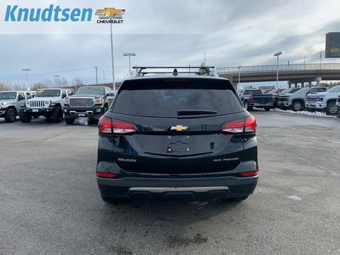 Used 2024 Chevrolet Equinox Premier image 6
