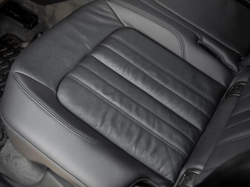 Used 2018 Audi Q5 2.0T Premium Plus w/ Premium Plus Package image 33