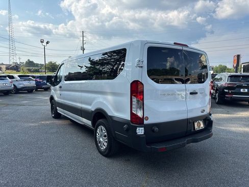 Used 2016 Ford Transit 350 XLT image 17
