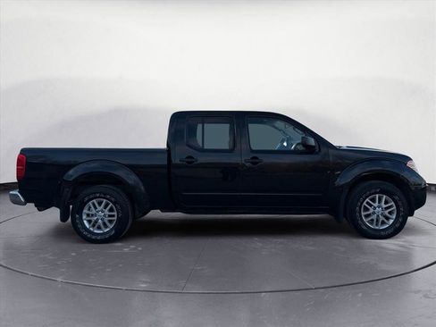 Used 2017 Nissan Frontier SV w/ SV Value Truck Package image 7