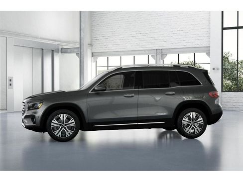 New 2026 Mercedes-Benz GLB 250 4MATIC image 35