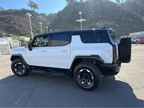 New 2024 GMC Hummer EV 3X w/ Extreme Off-Road Package image 3