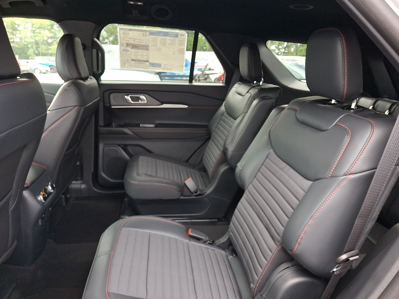New 2026 Ford Explorer ST-Line AWD/4WD image 5