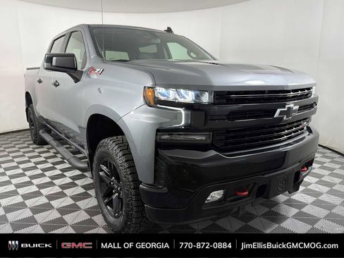 Used 2021 Chevrolet Silverado 1500 LT Trail Boss w/ Convenience Package II image 1