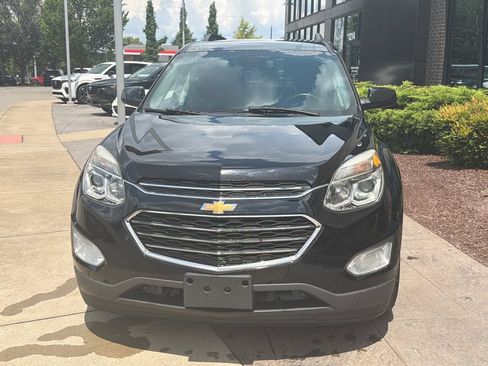 Used 2017 Chevrolet Equinox LT w/ Convenience Package FWD image 11
