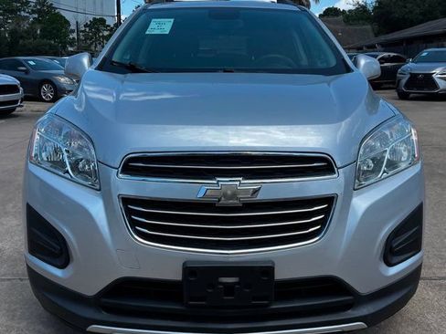 Used 2016 Chevrolet Trax LT AWD/4WD image 2