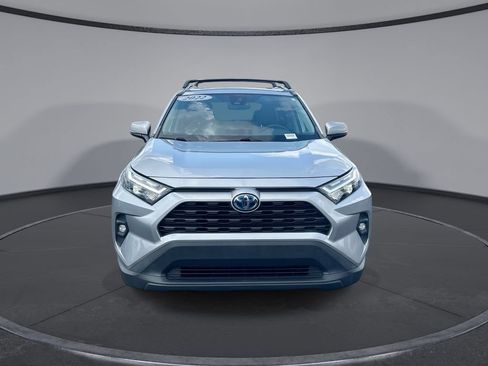 Used 2022 Toyota RAV4 XLE Premium AWD/4WD image 16