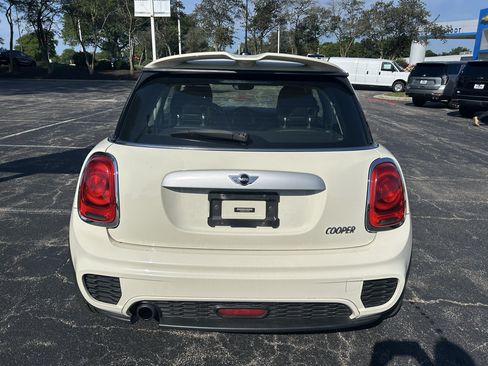 Used 2015 MINI Cooper 2-Door Hardtop FWD image 6