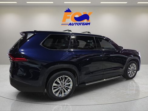 Certified 2025 Toyota Grand Highlander AWD image 5