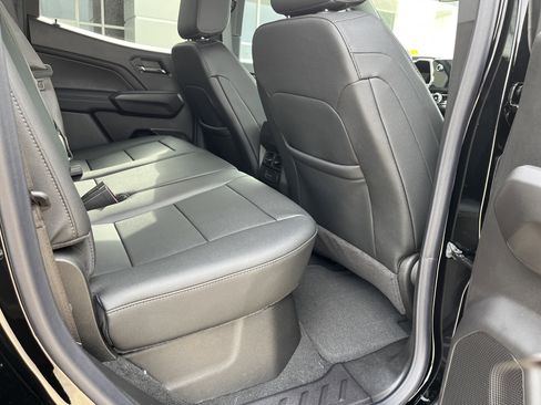 New 2026 GMC Canyon Elevation w/ Convenience Package image 13