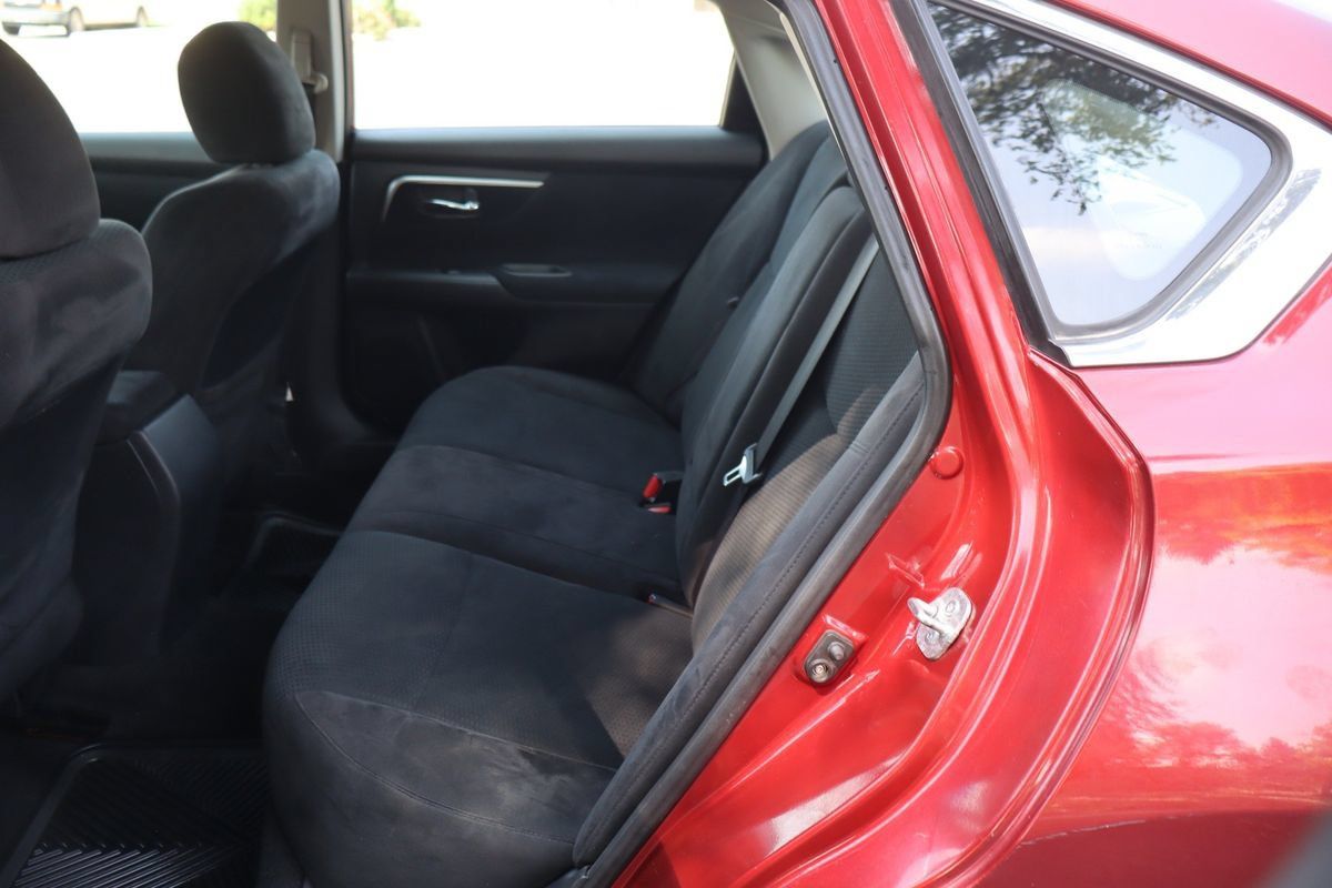 Used 2014 Nissan Altima 2.5 S FWD image 20